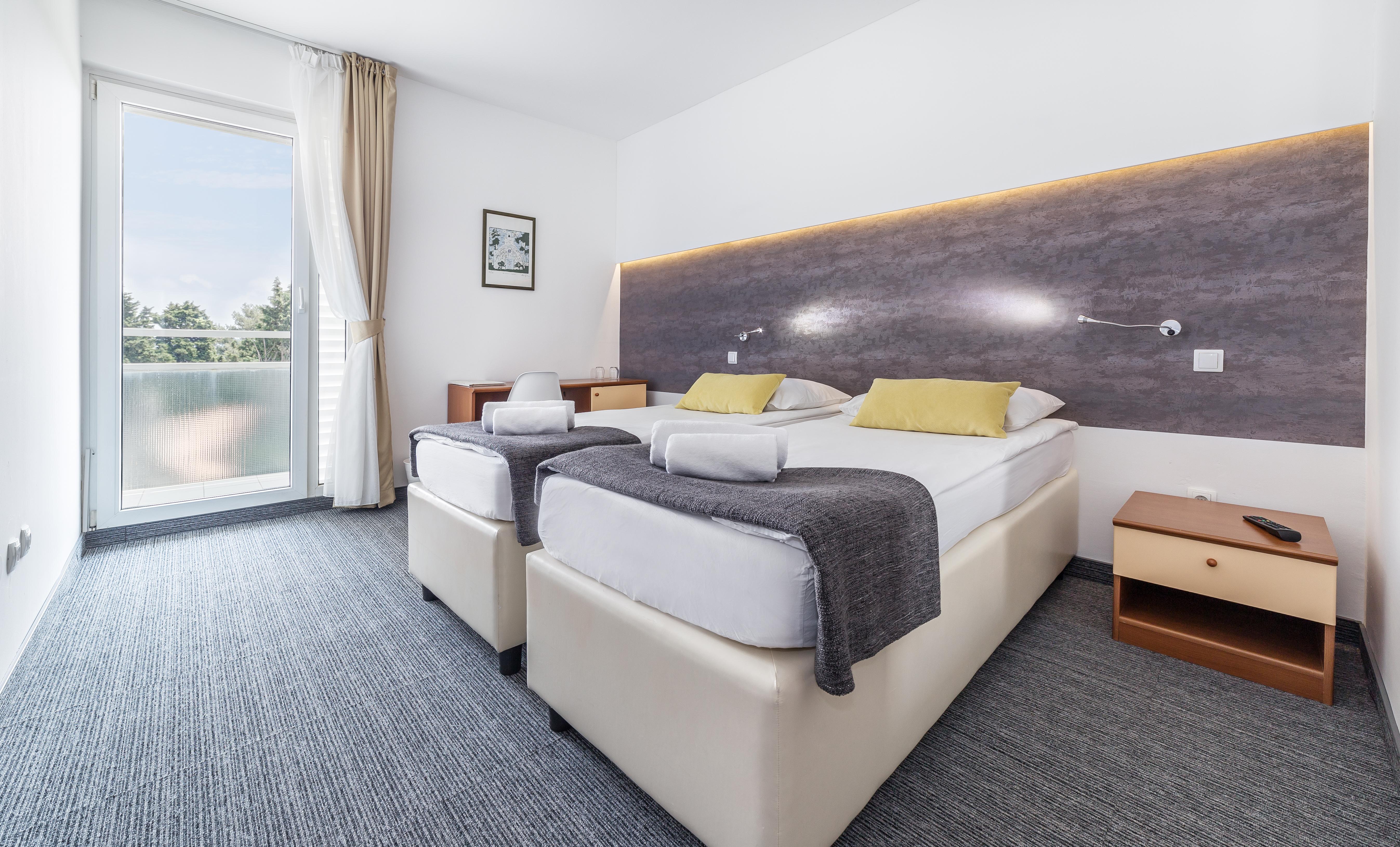 וודיצה Hotel Punta מראה חיצוני תמונה