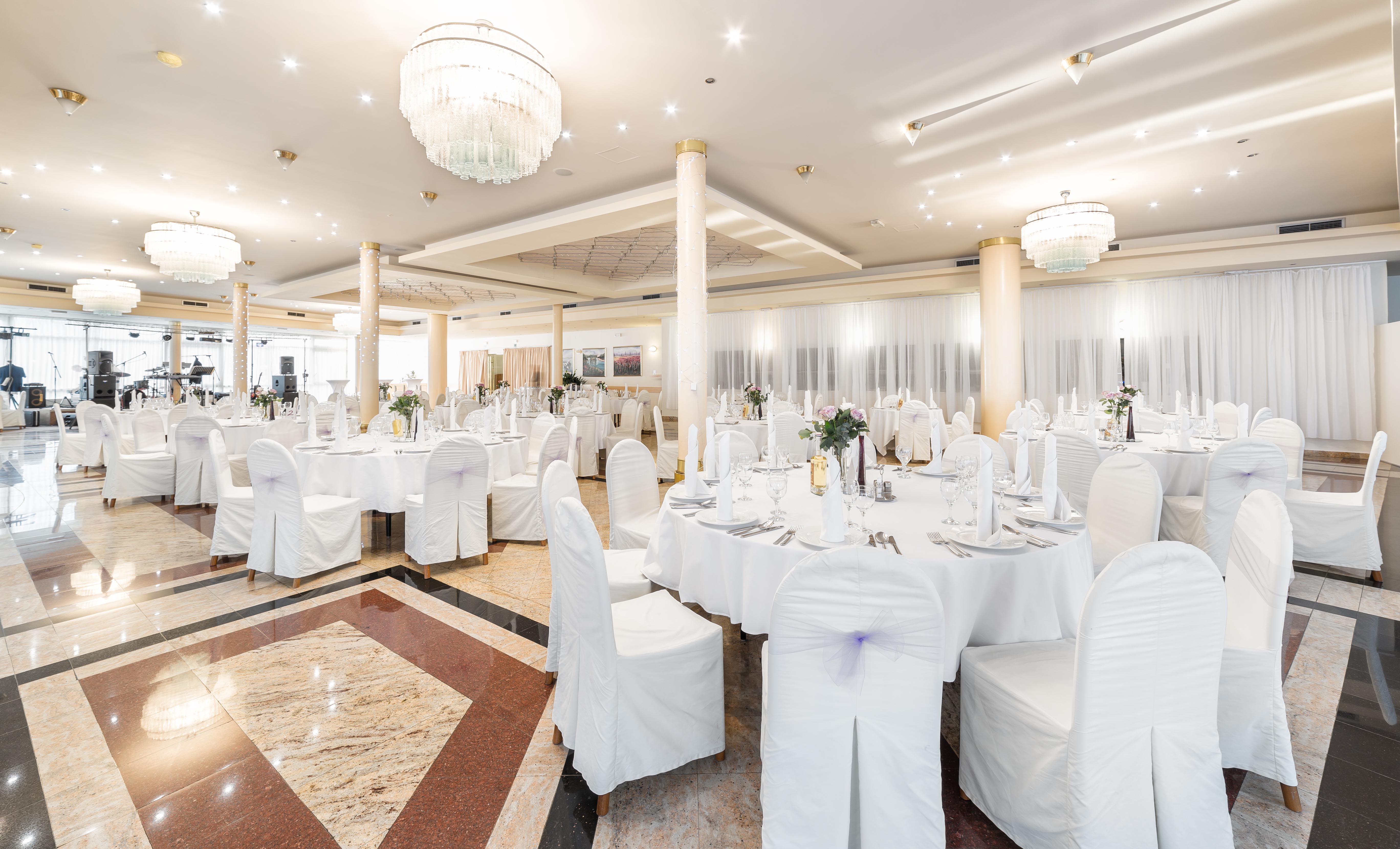 וודיצה Hotel Punta מראה חיצוני תמונה
