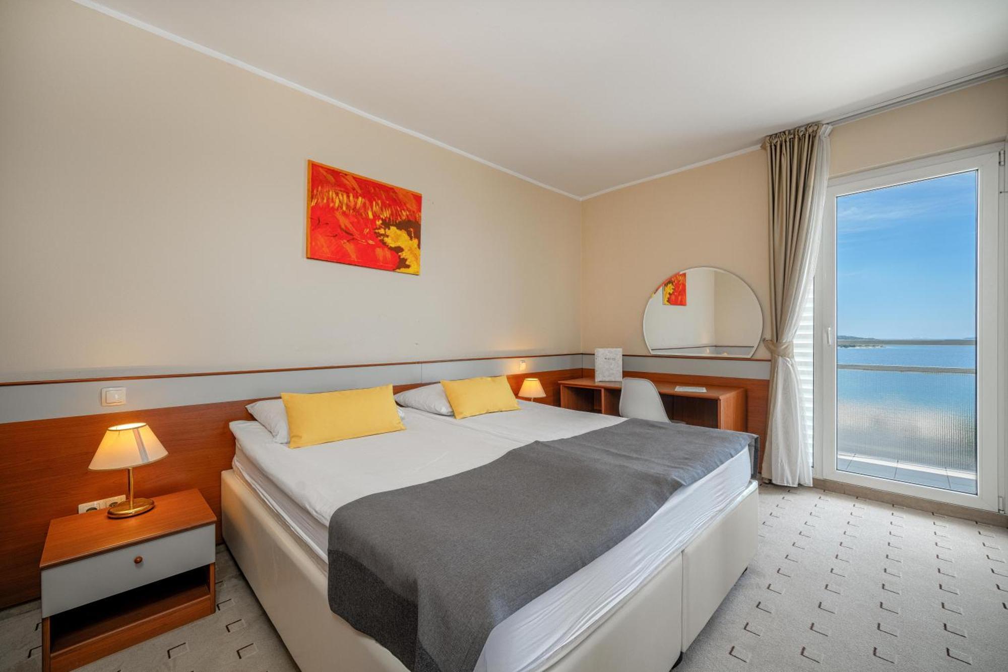 וודיצה Hotel Punta מראה חיצוני תמונה