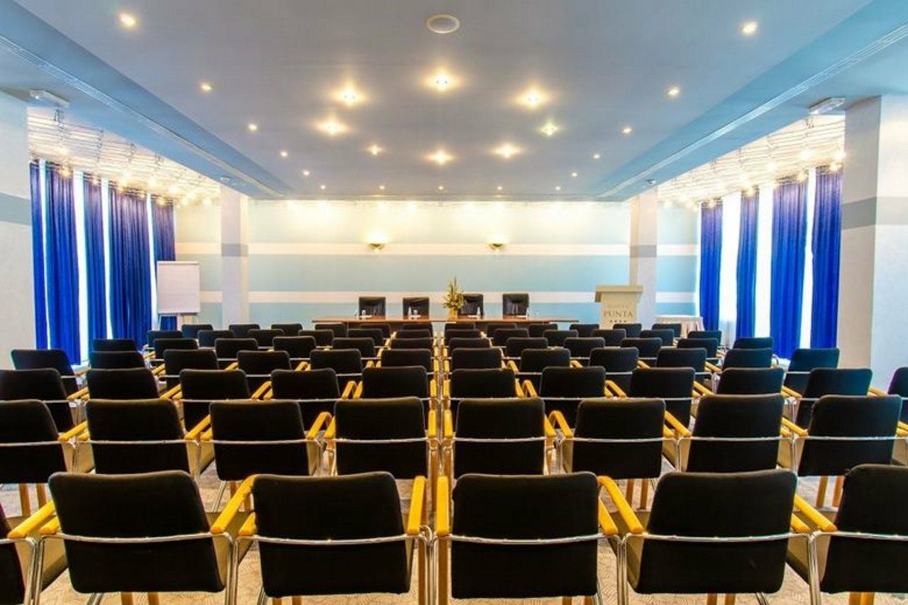 וודיצה Hotel Punta מראה חיצוני תמונה